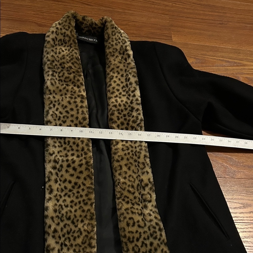 70s Vintae Donny Brooks USA Union Made Wool Black Coat & Faux Cheetah Lined 12 - Picture 6 of 12